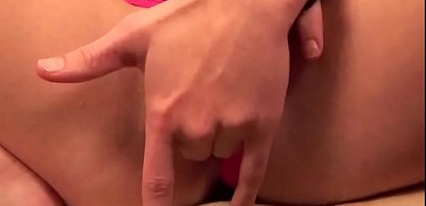  Brooke Skye Fingering Close Up